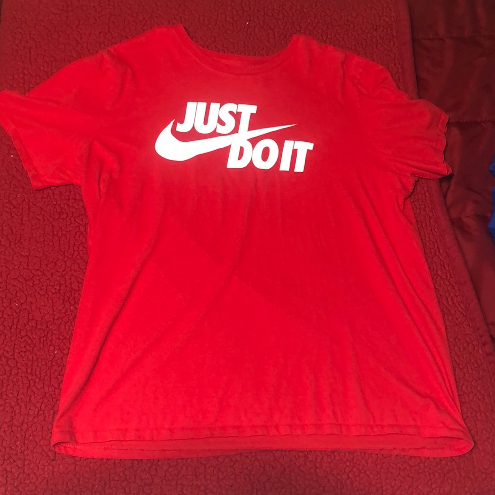 Nike Tee